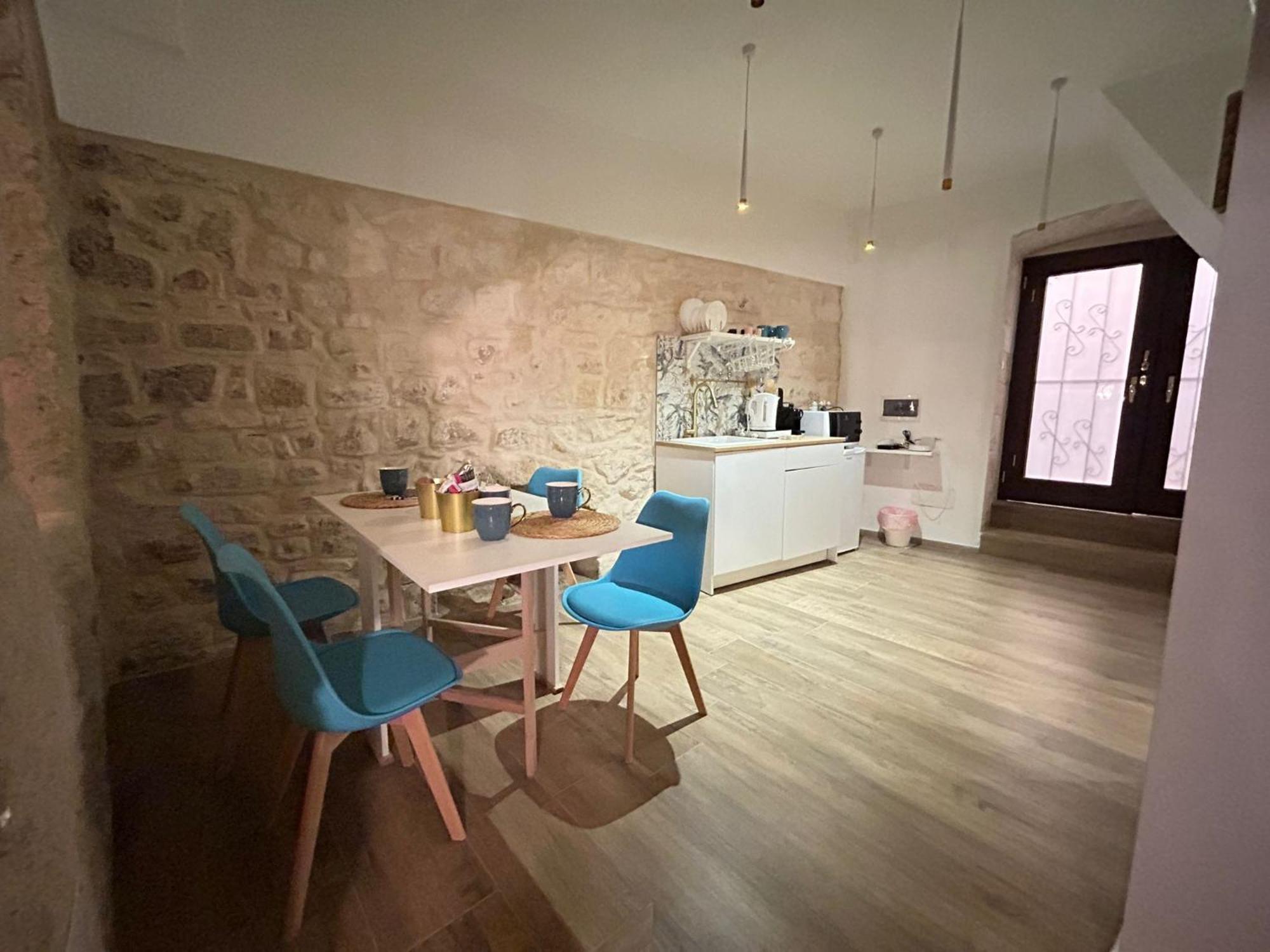 A Casa Di Rita Apartment Bari Exterior photo
